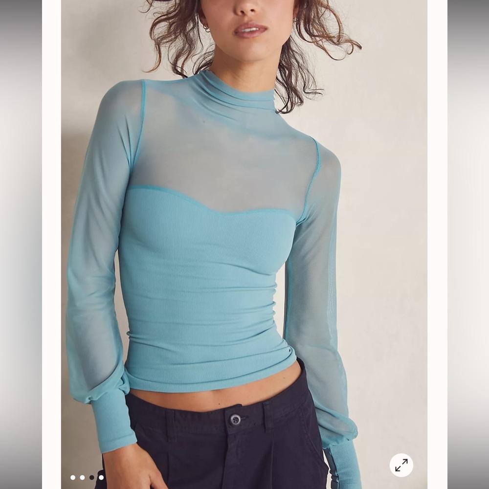 Light Up Layering Top XS/S